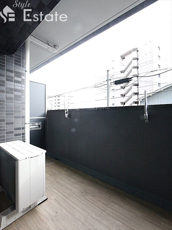 バルコニー　バルコニー