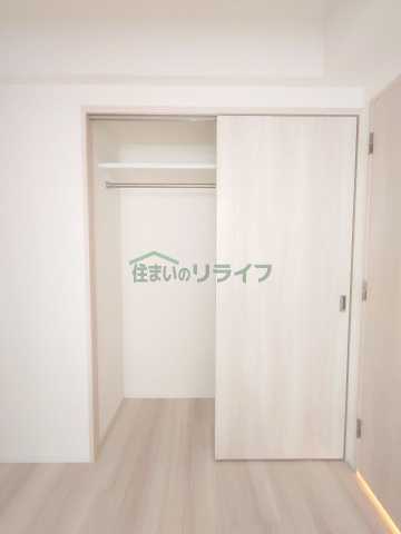 収納　同じ間取りの1階のお部屋のお写真です