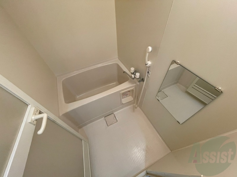 バス・シャワールーム　お風呂です。ゆっくりお風呂につかるのも体に良いですね～