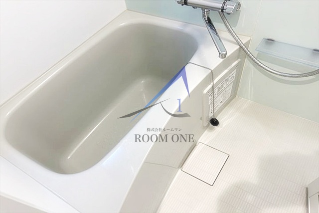 バス・シャワールーム　お風呂です。