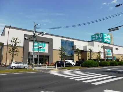 ショッピングセンター　ニトリ 環八用賀店（ショッピングセンター）まで643m