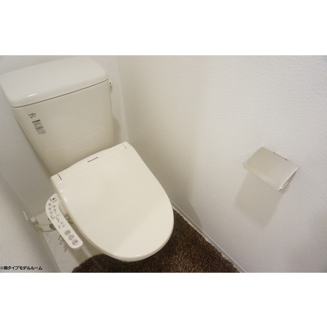 トイレ　モデルルーム写真