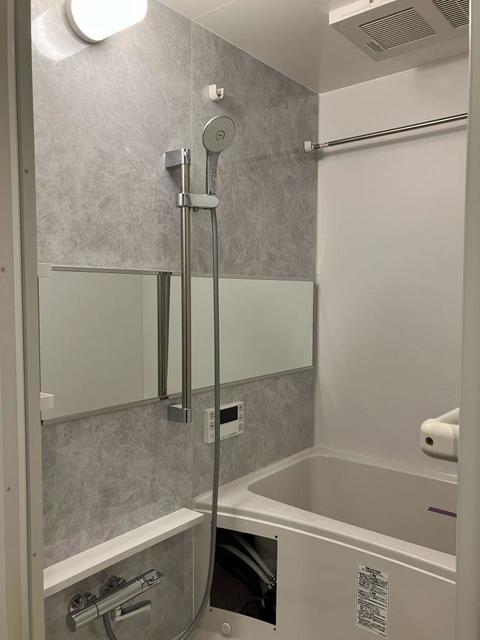 バス・シャワールーム　※写真は同タイプ住戸です。