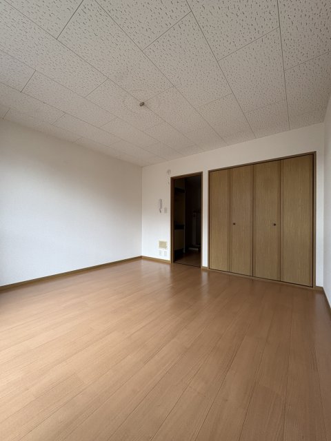 その他　同物件別号室の写真です。