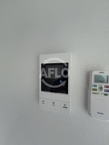 セキュリティ　ファーストフィオーレ江坂ガーデン　インターホン