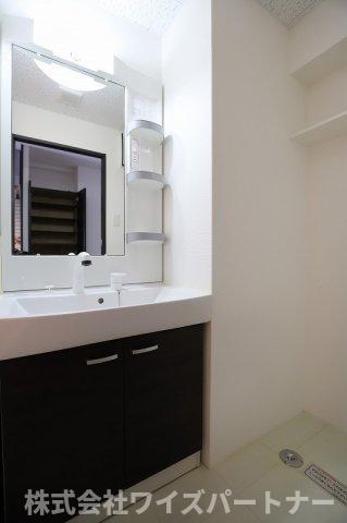 洗面設備　※別部屋参考資料の為、現状を優先します。