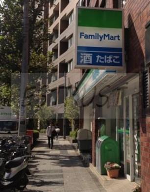 コンビニ　ファミリーマート 佐野楠町店（コンビニ）まで276m