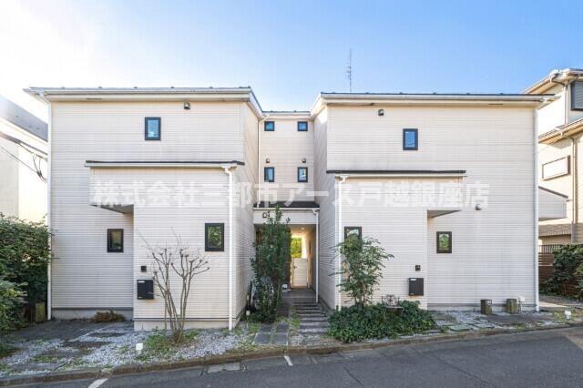 建物外観　Ｃｏｕｒｔｙａｒｄ　Ｋｉｔａｍａｇｏｍｅ