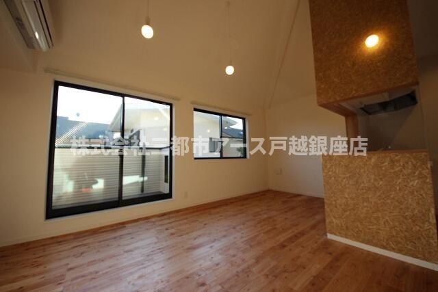 居室・リビング　Ｃｏｕｒｔｙａｒｄ　Ｋｉｔａｍａｇｏｍｅ