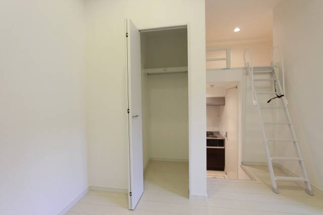 収納　※１０２号室室内参照（建築中）