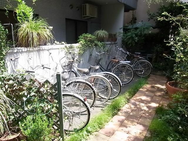 駐車場　★駐輪場★