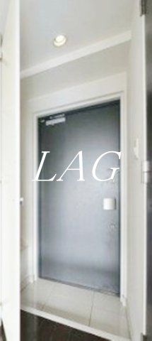 玄関　玄関です。