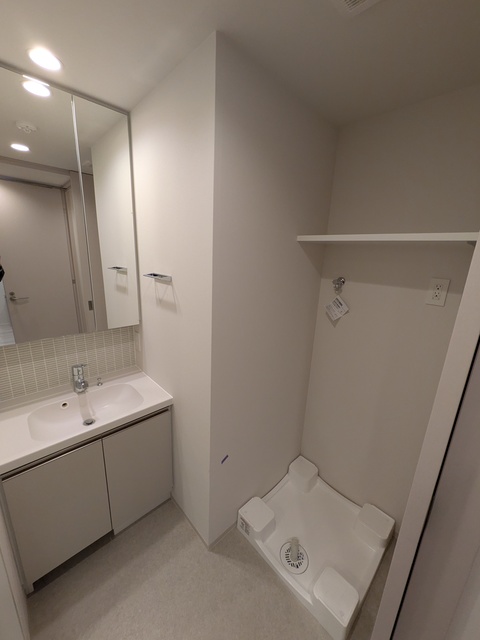 洗面設備　※写真は同タイプ住戸です。