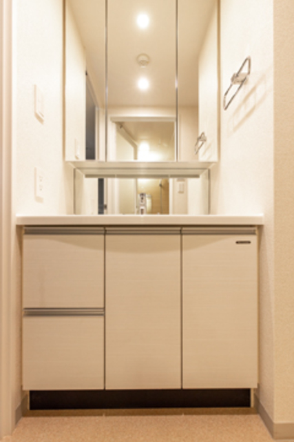 洗面設備　※写真は同タイプ住戸です。