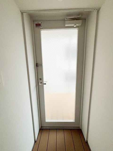 玄関　同仕様タイプ