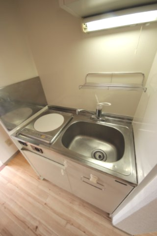 キッチン　※別部屋募集時の写真です（現況優先）