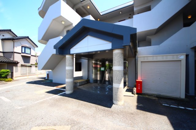 エントランス　※別部屋募集時の写真です（現況優先）