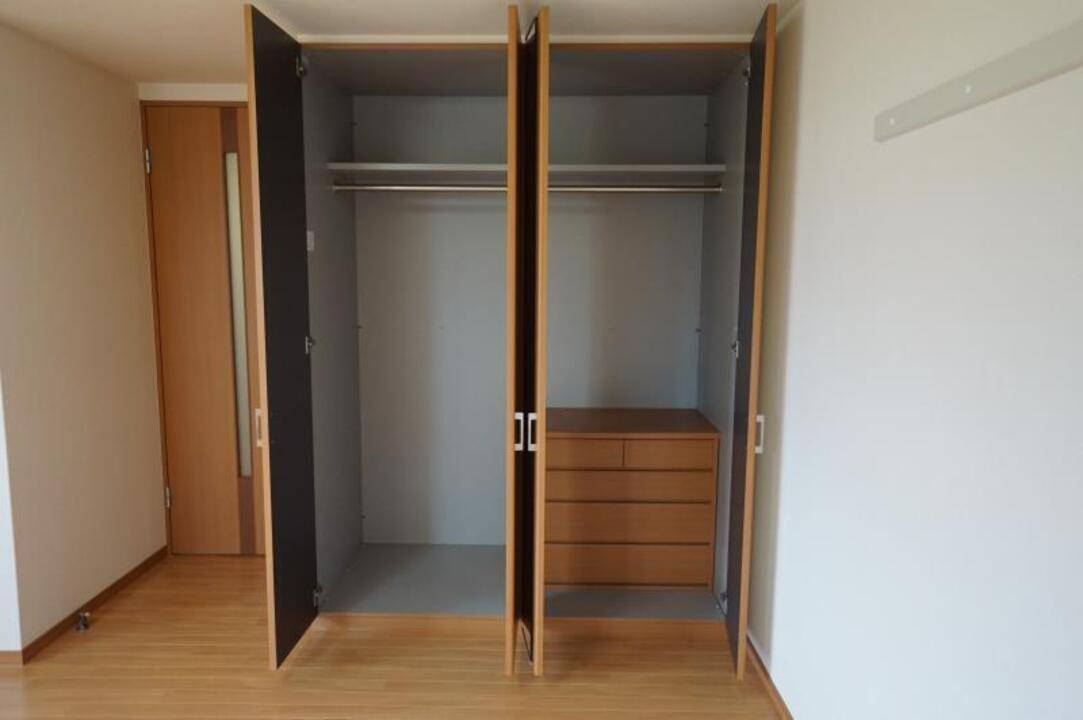 収納　クローゼット