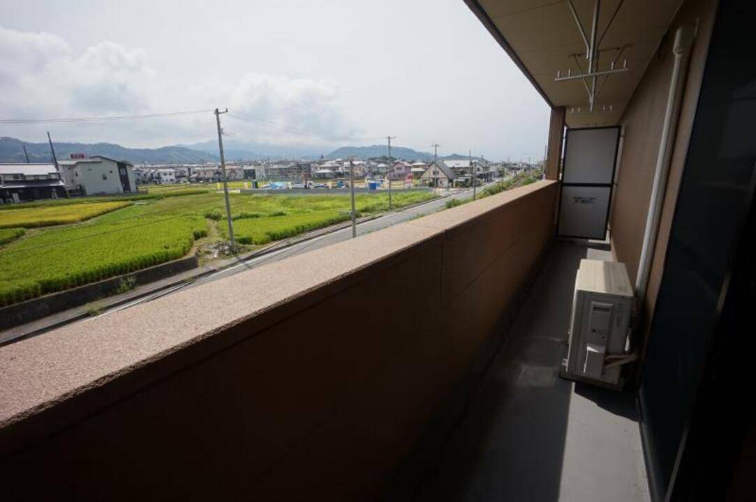 バルコニー　バルコニー