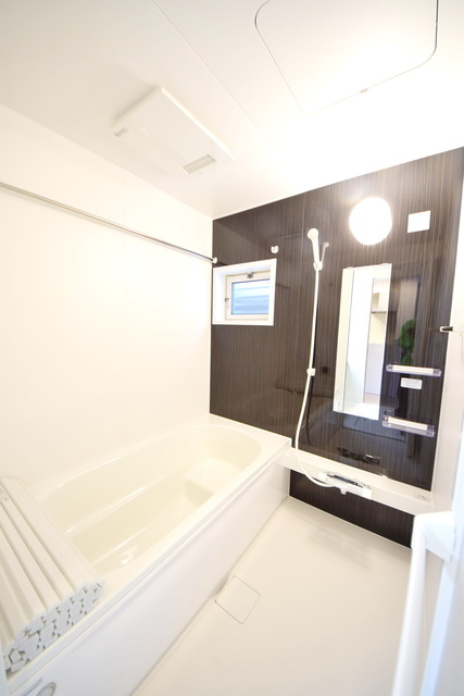 バス・シャワールーム　～今日の疲れはさっぱりと～