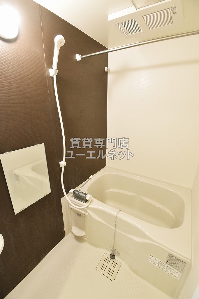 バス・シャワールーム　浴室