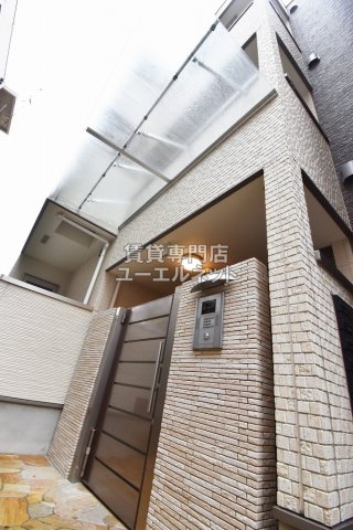 建物外観　キレイな外観