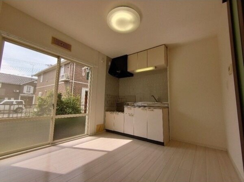 居室・リビング　図面と現状に相違がある場合には現状を優先