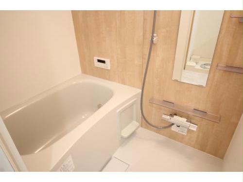 バス・シャワールーム　203