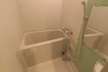 バス・シャワールーム　バスルーム