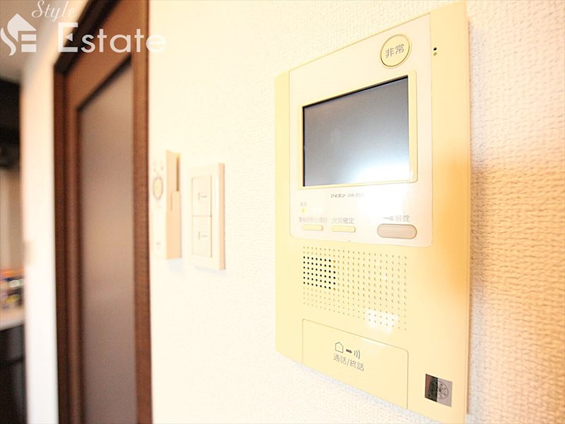セキュリティ　モニター付きインターホン