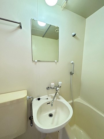 洗面設備　使いやすい洗面所です