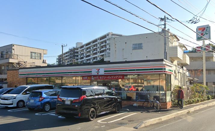 コンビニ　セブンイレブン鎌倉岩瀬店（コンビニ）まで197m