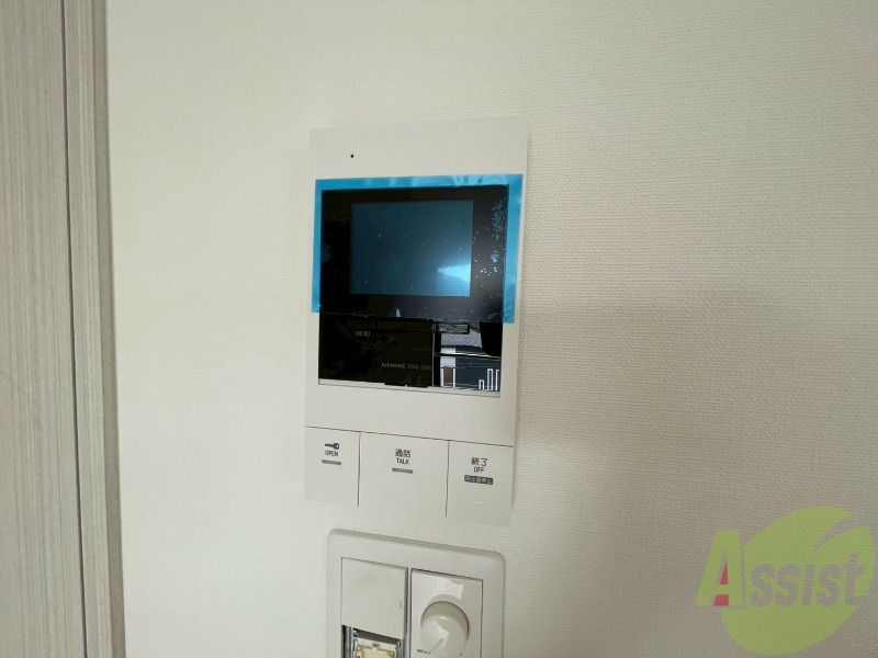 セキュリティ　ＴＶモニター付インターホンです。来客者の顔が見えるので安心！