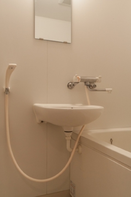 洗面設備　※写真は同タイプ住戸です。