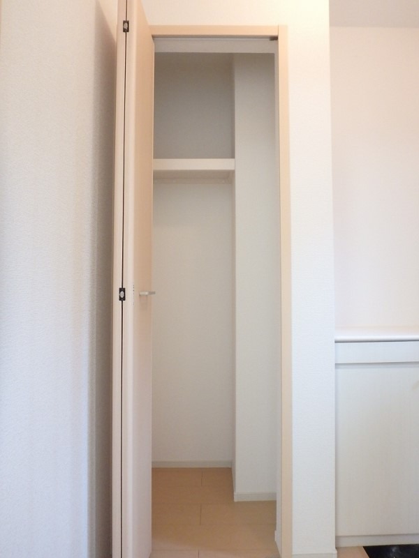 収納　図面と現状に相違がある場合には現状を優先
