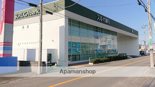 銀行　スルガ銀行富士鷹岡支店（銀行）まで487m