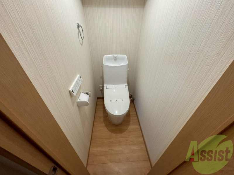 トイレ　こちらはトイレです。清潔感があり、安心して使用できます。