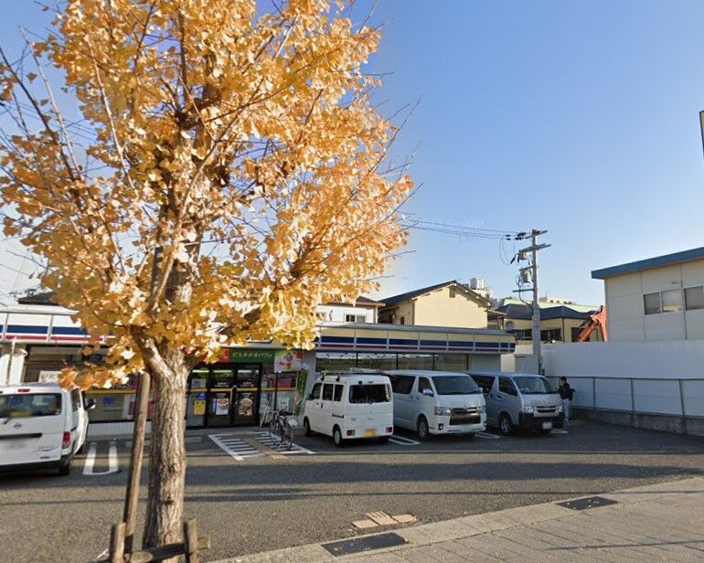 コンビニ　ミニストップ甲子園口5丁目店（コンビニ）まで184m