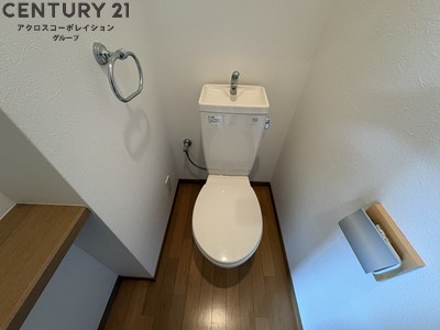 トイレ　収納棚ありのおすすめのトイレです