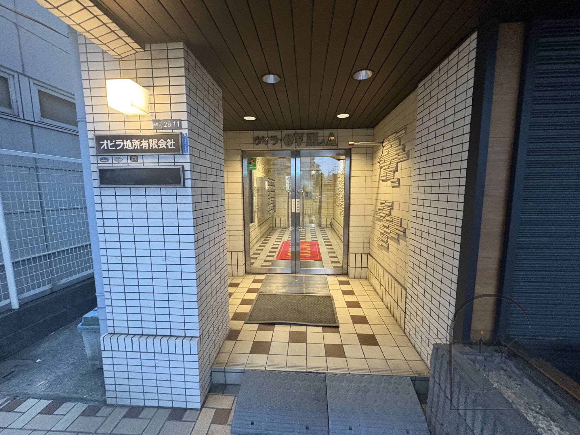 エントランス