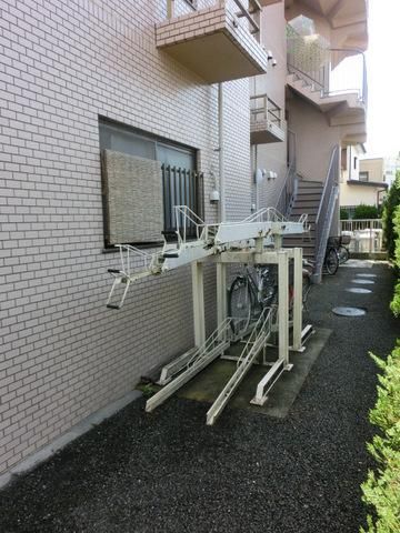 その他共有部分　駐輪場あり