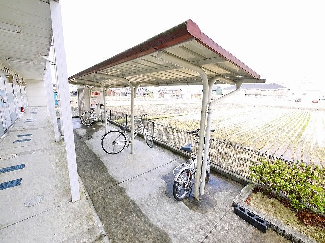 その他共有部分　自転車置き場です