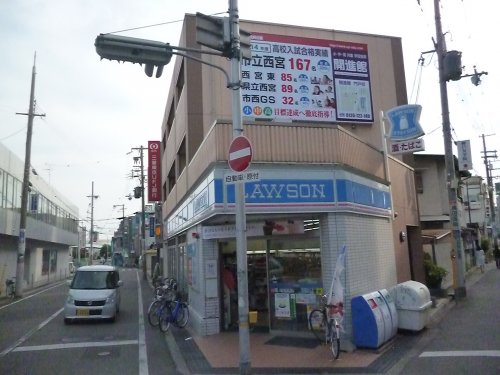 コンビニ　ローソン　門戸厄神駅前店（コンビニ）まで99m