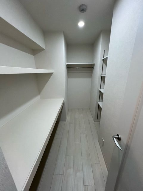 収納　ウォークインクローゼット