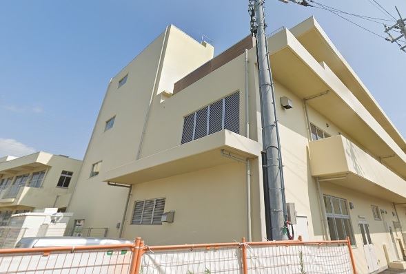小学校　市立麻溝小学校（小学校）まで600m