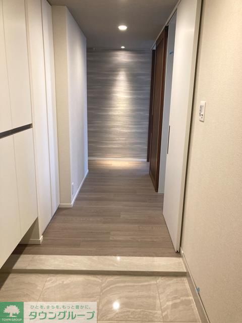 玄関　※写真は同タイプ住戸です。