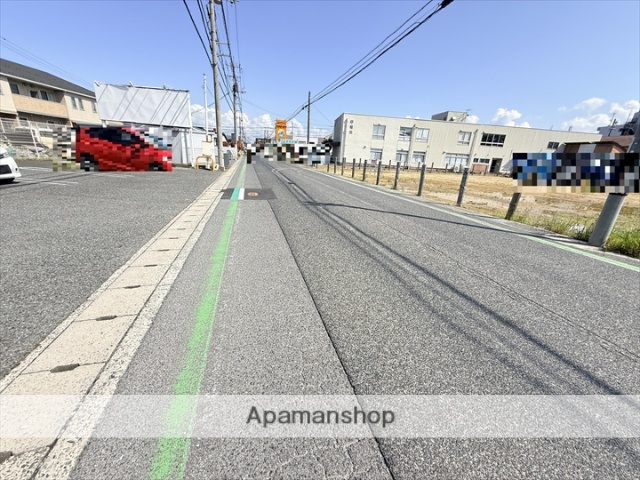 その他　前面道路（その他）まで0m