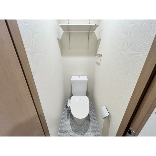 トイレ　■注）他部屋参考写真