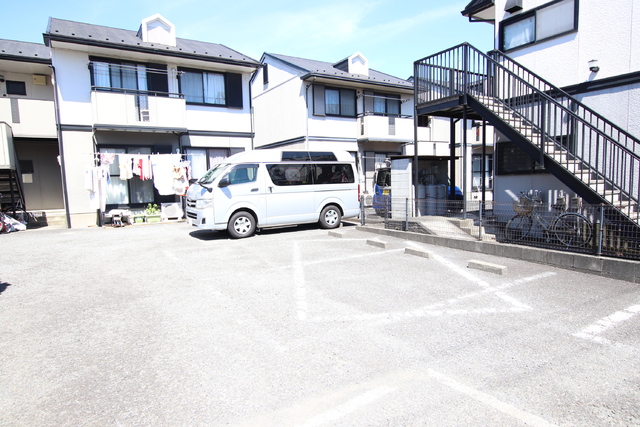 駐車場　駐車場（要空き確認）