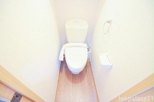 トイレ　設備仕様は号室により異なる為、現況を優先します。